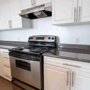 2 CH - 1 SDB - St-Laurent - $1,495 /mo - Photo 2