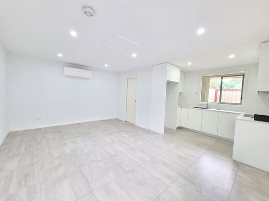 Charming, Comfortable and Convenient - Photo 1