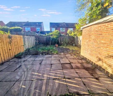 3 bed terraced house to rent in NE3 - Photo 1