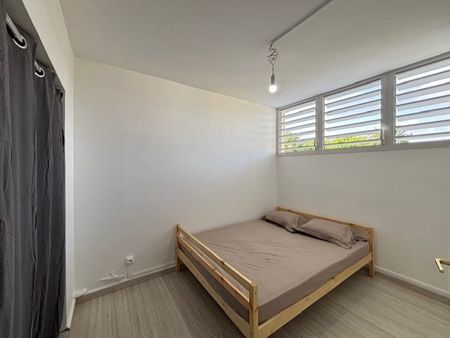 Location Appartement 3 pièces 53m² LE GOSIER 97190 - Photo 4