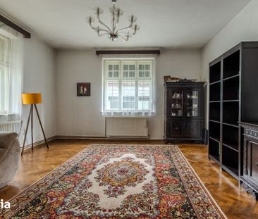 Apartament boem in casa cu pozitionare excelenta si garaj propriu, Cen - Photo 2