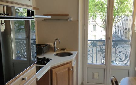 A Louer Reims Hyper Centre T5 111.75m² - Photo 5