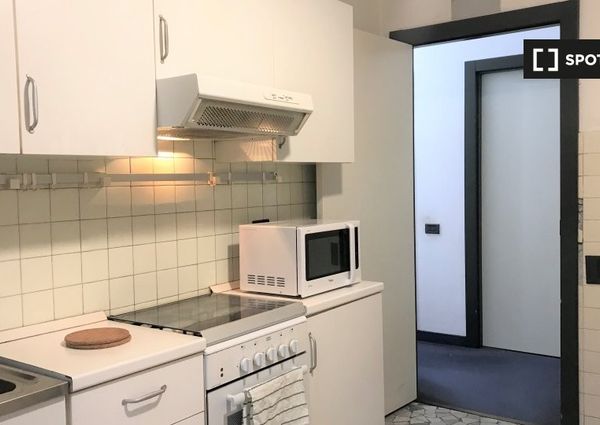 milan, Lombardy 20122