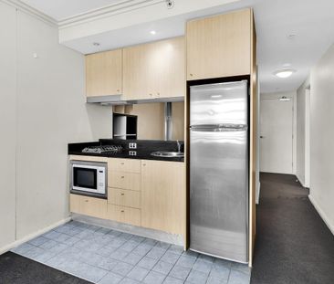 Partly Furnished Apartment in The Forum - Photo 5