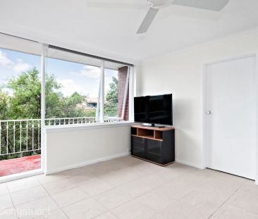 2 Bedroom Apartment - Photo 5