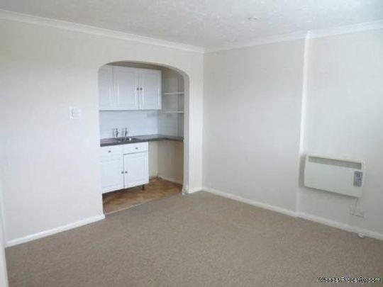 1 bedroom property to rent in Chichester - Photo 1