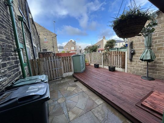 2 bedroom terraced house to rent - Photo 1