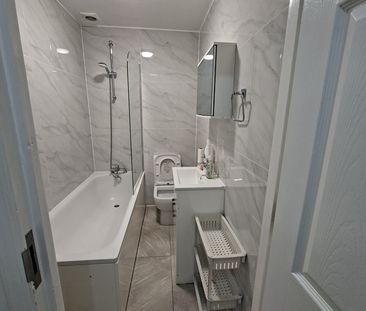 Room in a Shared Flat, Hornsey Road, N7 - Photo 6