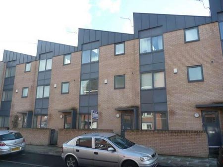 Peregrine Street, Hulme, Manchester, M15 - Photo 3