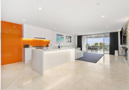 Fully Furnished 3-bedroom Unit - Photo 2