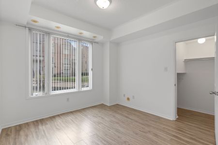 For Lease - 3050 Erin Centre Boulevard Unit# 112, Mississauga, Ontario - Photo 5