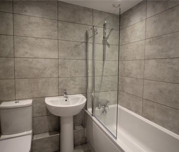 2 bedroom apartment to rent - Photo 6