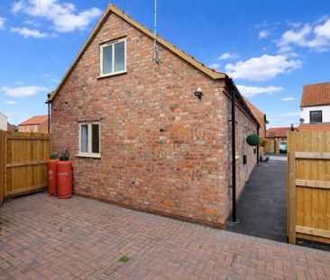 2 bedroom terraced house to rent - Photo 3