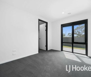 Modern, Low Maintenance Home! - Photo 3