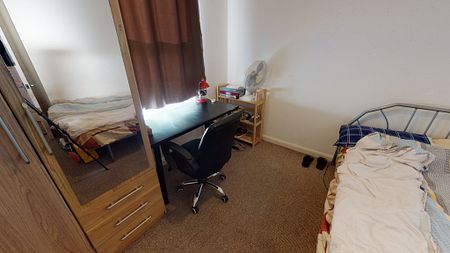 Flat 4 9 Heeley Road Selly Oak - Photo 3