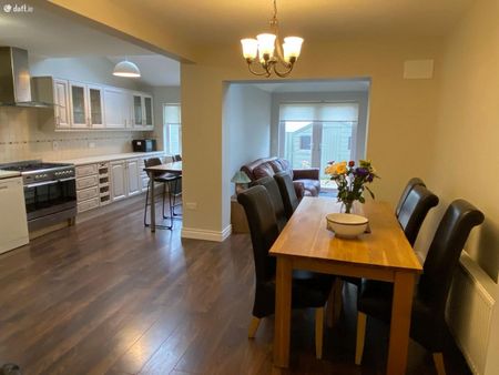 39 Woodstown Heath, Ballycullen, Dublin 16 - Photo 2