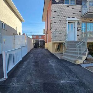 Maison a louer - Photo 2