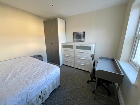 Douglas Road, Horfield, Bristol - Photo 4