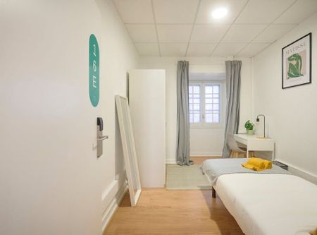 Rua Alexandre Herculano, Lisbon, Lisbon 1150-005 - Photo 2