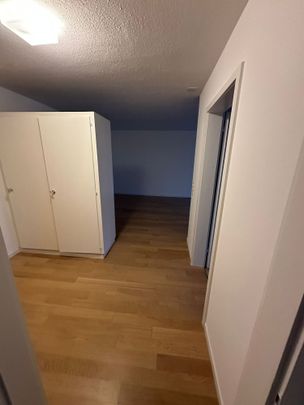"Grosszügige Wohnung" - Photo 1