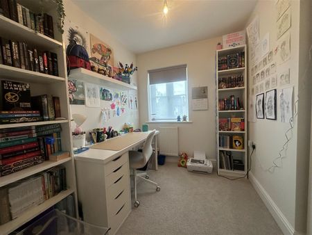 Courtlands Drive, Watford - Photo 4