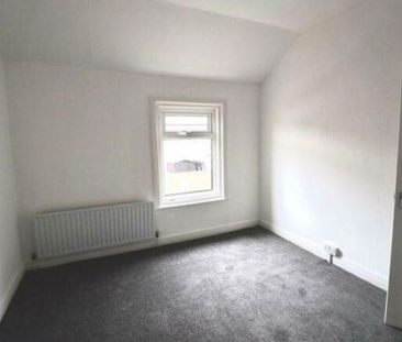 3 bed terraced house to rent in SR8 - Photo 4