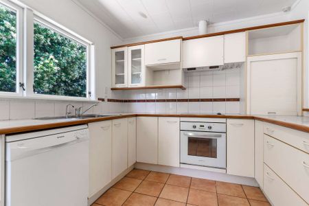 91A Gossamer Drive Pakuranga - Photo 4