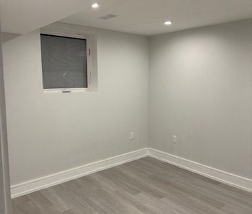 For Lease - 2 Tweedsmuir Court, Brampton, Ontario - Photo 2