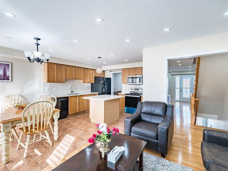 For Lease - 632 Scott Boulevard, Milton, Ontario - Photo 2