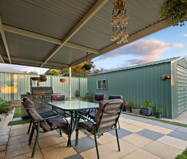 Comfort, Space & Location - Everything You Need in One Home! - Photo 3