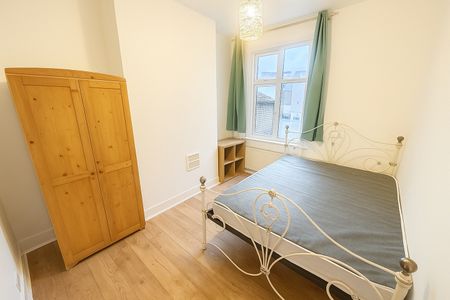 5 Bed Terraced House, Glenwood Road, N15 - Photo 5