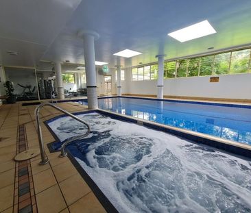 Comfort & Convenience with an Easterly aspect - Photo 2