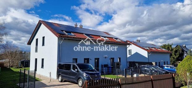 Niedrig-Energie-Haus DHH 140 qm 2Bäder+Kamin+Terrasse+Garten+2Stellplätze - Foto 1