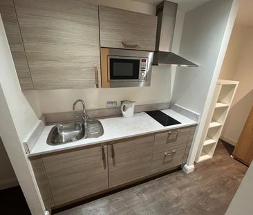 1 Bed Flat, Bracken House, M1 - Photo 2