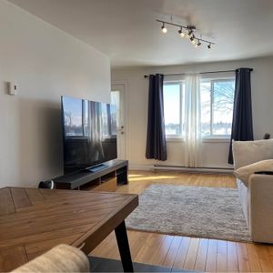 St-Leonard - Superbe 4 1/2 Rénové - Photo 3