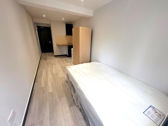 6 bedroom house share to rent - Photo 1