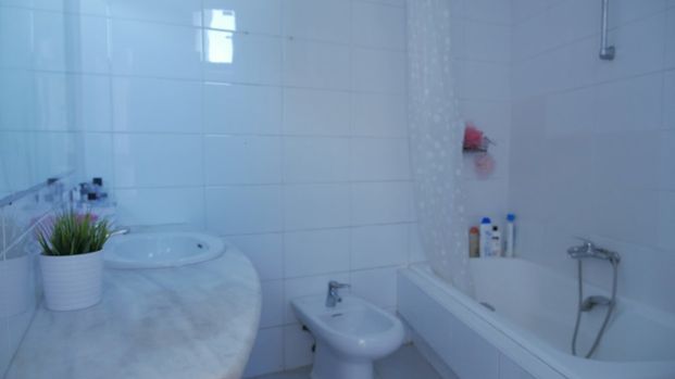 Double room in Ronda de Sant Pere - Photo 1