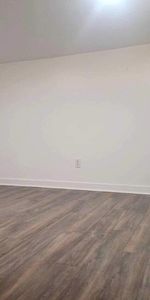 1 CH - 1 SDB - Montréal - $1,299 /mo - Photo 3
