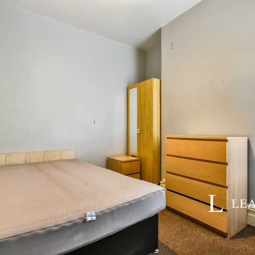 Mauldeth Road, Fallowfield, Manchester, M20 - Photo 1