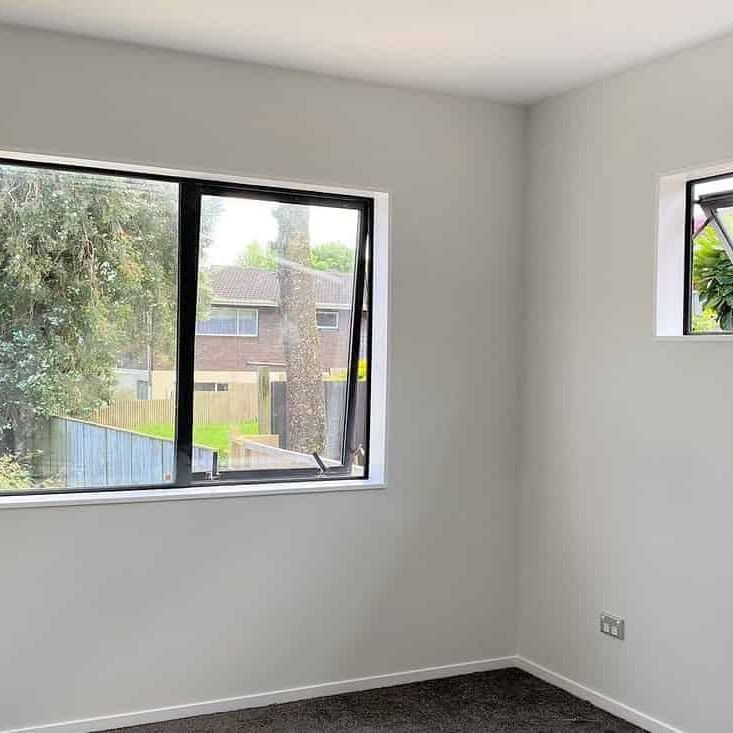 COMFORT, NICE AND SAFE HOUSE NEAR THE PARK - Photo 1