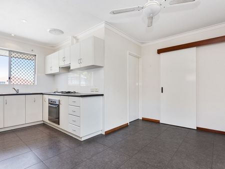 8 Aragon Way, Wilson WA 6107 - House For Rent | Domain - Photo 2
