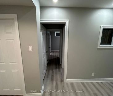 Detached Home For Lease | W9263538 - Photo 2