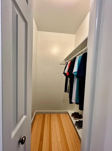 Westwood House - Photo 2