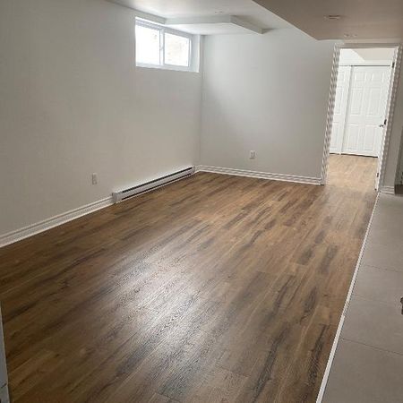 3 1/2 semi-meublé à louer à Laval (Ste-Rose) - Photo 3