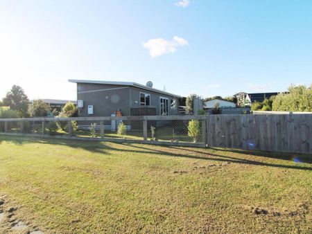 Simple and Sweet - Photo 4