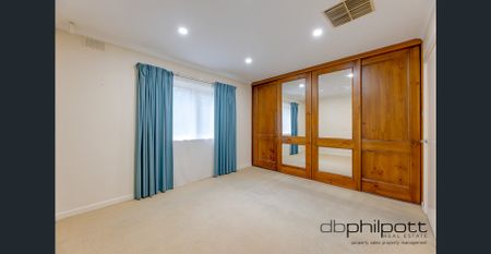 WHAT A LOCATION! - Photo 3