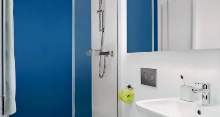 Accessible En Suite - Photo 4