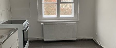 Sanierte 2 Zimmer Wohnung mit Wintergarten ab Ende Mai 2025! - Photo 1