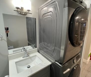 For Lease - 324 St Vincent Street, Barrie, Ontario - Photo 5