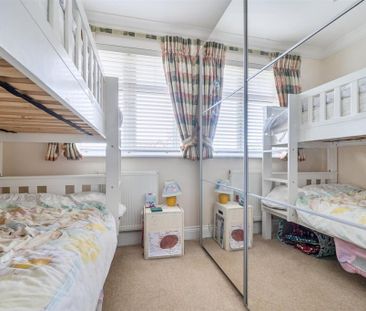 4 bedroom detached house to rent - Photo 6